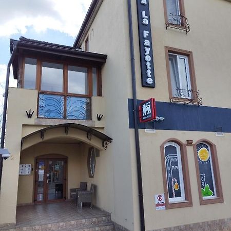 Отель Casa La Fayette Тимишоара Экстерьер фото